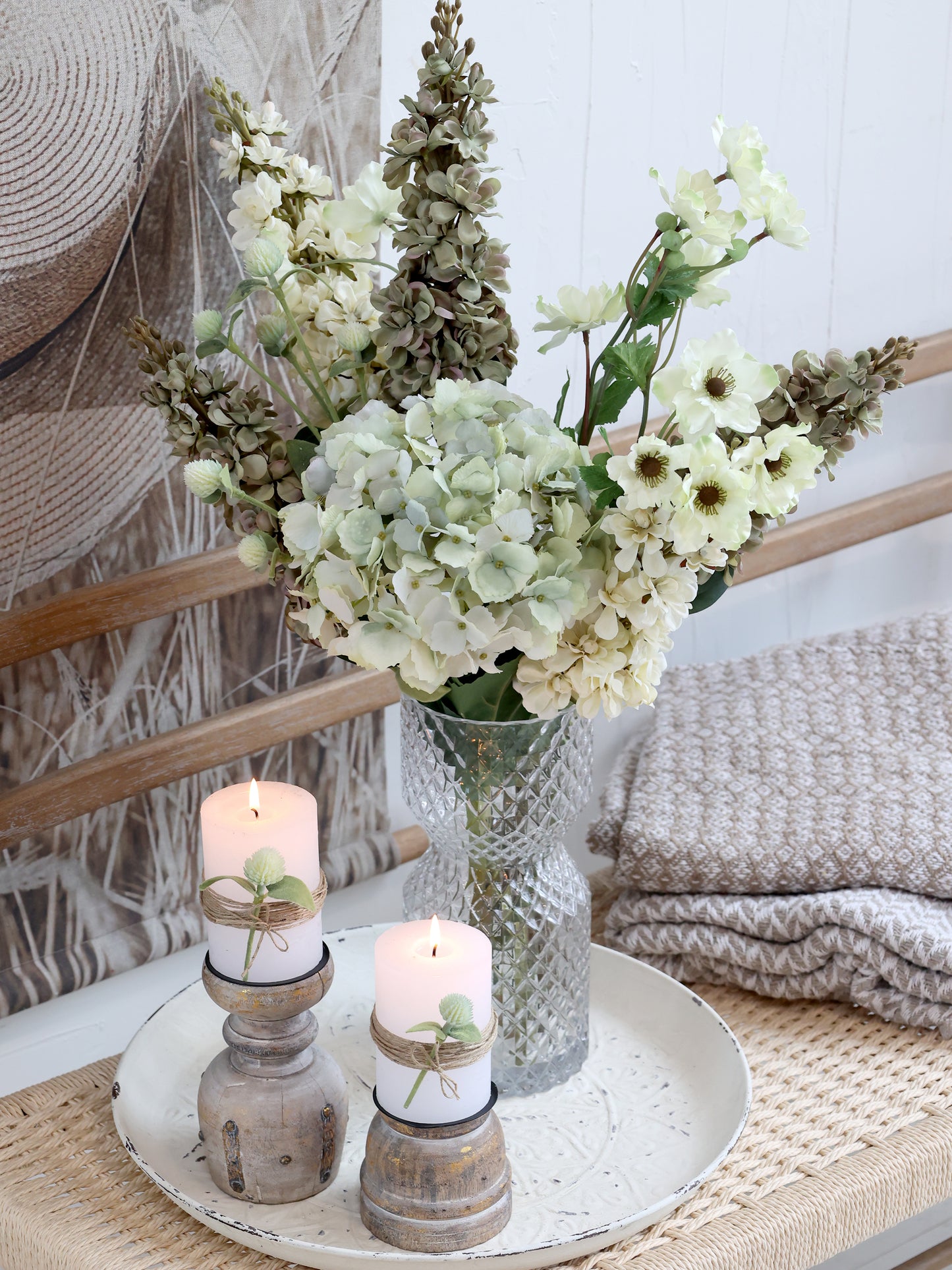 Fleur d' Hortensia avec feuilles