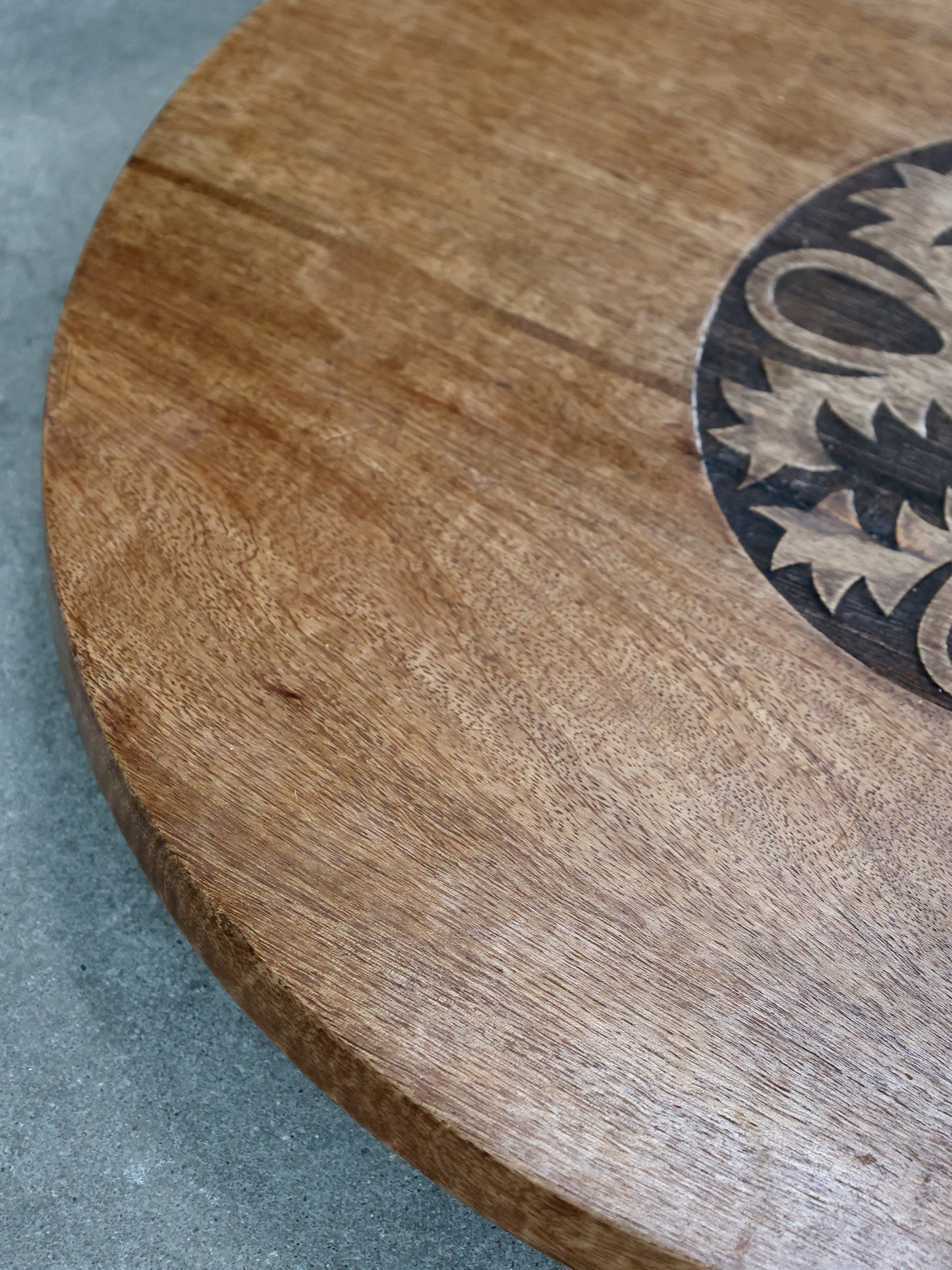 Plat tournant en bois ( plat à tapas )