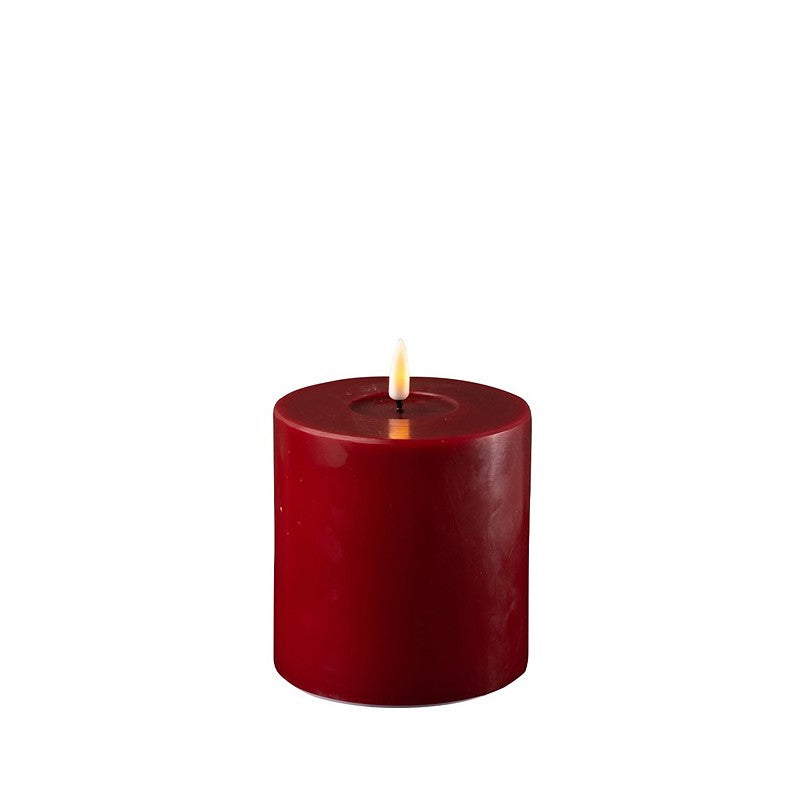 Bougie Intérieur rouge. bordeau