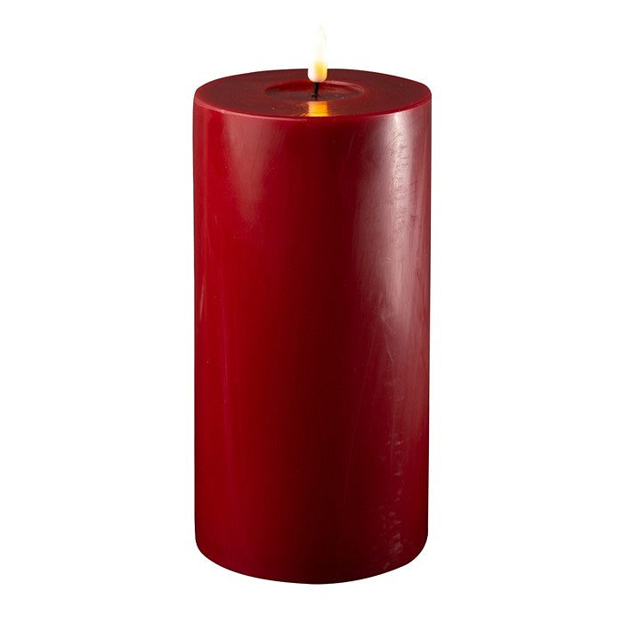 Bougie Intérieur rouge. bordeau
