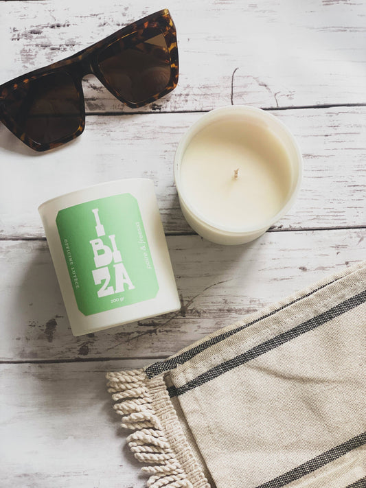 🍐 Bougie Parfumée Ibiza - Poire & Freesia